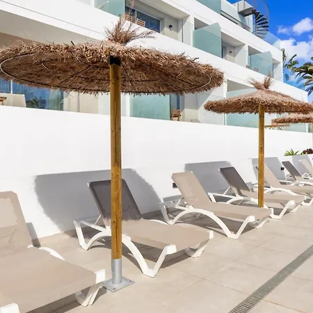 Calm 公寓式酒店 3*